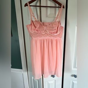 Pink/Peach Semi-Sheer Torrid Nightie, never worn, no tags. Lingerie, Nightwear.